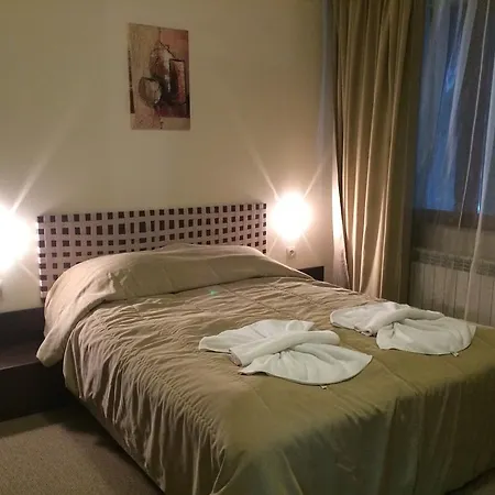Seasons Club Hotel