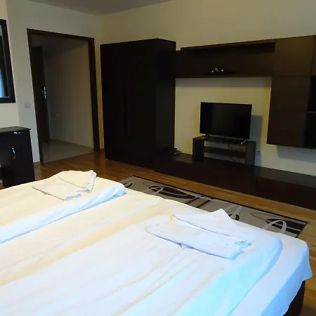 Hotel Seasons Club