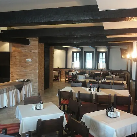 Seasons Club 4*