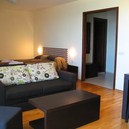 Seasons Club Hotel 4*